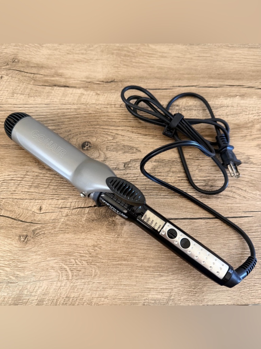 Infiniti Pro by Conair Nano Tourmaline Ceramic 1-1/2-Inch Curling Iron TESTED